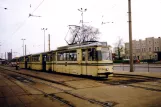 Brandenburg an der Havel Straßenbahnlinie 1 mit Triebwagen 124 am Hauptbahnhof (1991)