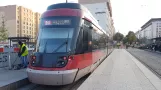 Lyon Rhônexpress mit Niederflurgelenkwagen 106 am Gare Part-Dieu Villette (2018)