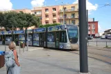 Messina Straßenbahnlinie 28 mit Niederflurgelenkwagen 04T nahe bei Repubblica Piazza della Repubblica (2022)