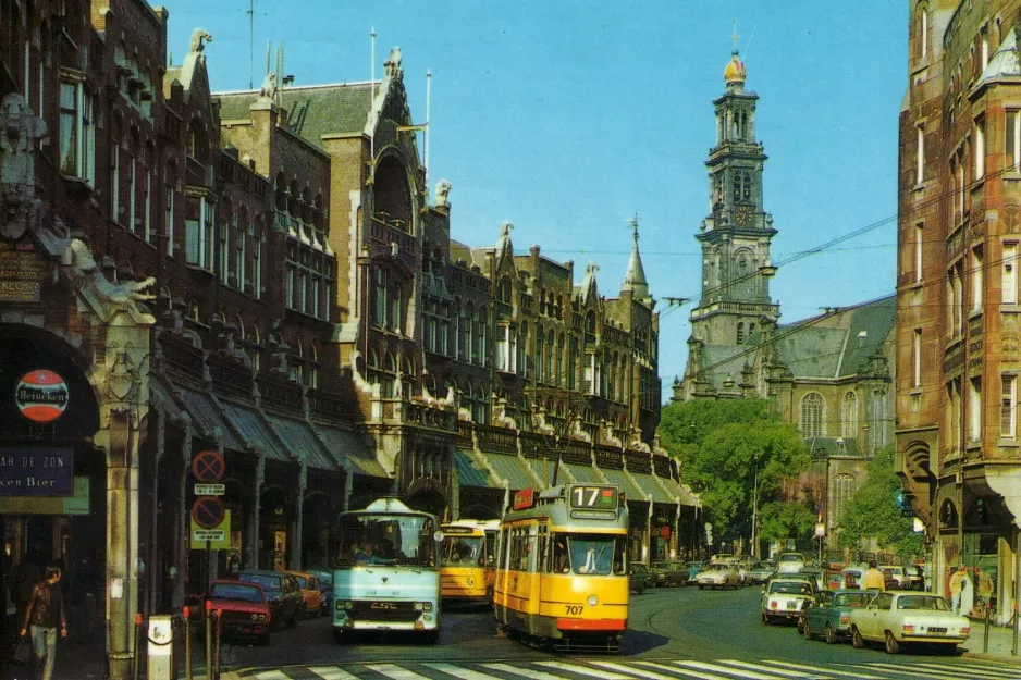 Postkarte: Amsterdam Straßenbahnlinie 17 mit Gelenkwagen 707 auf Raadhuisstraat (1969)