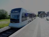 Aarhus Stadtbahn Linie L1 mit Niederflurgelenkwagen 2102-2202 am Kollind (2021)