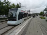 Aarhus Stadtbahn Linie L1 mit Niederflurgelenkwagen 2106-2206 am Østbanetorvet (2023)