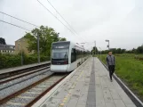 Aarhus Stadtbahn Linie L1 mit Niederflurgelenkwagen 2106-2206 am Vestre Strandallé (2023)