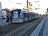Aarhus Stadtbahn Linie L2 mit Niederflurgelenkwagen 1107-1207 am Dokk1 (2024)