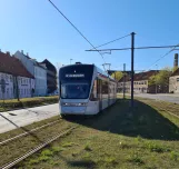 Aarhus Stadtbahn Linie L2 mit Niederflurgelenkwagen 1110-1210 am Nørreport (2021)