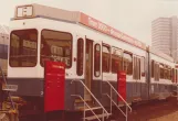 Archivfoto: Zürich Gelenkwagen 2011 auf der Seitenbahn bei Internationale Verkehrs-Ausstellung, Hamborg, von hinten gesehen (1979)