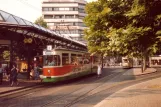 Augsburg Straßenbahnlinie 1 mit Gelenkwagen 528 am Königsplatz (1982)