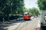Barcelona 55, Tramvía Blau mit Triebwagen 129 am Plaça Kennedy (1997)