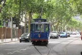Barcelona 55, Tramvía Blau mit Triebwagen 7 am Plaça Kennedy (2012)