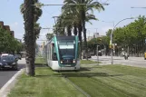 Barcelona Straßenbahnlinie T1 mit Niederflurgelenkwagen 21 auf Maria Cristina Avinguda Diagonal (2012)