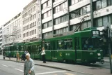 Basel Straßenbahnlinie 3 mit Gelenkwagen 673 am Bankverein (2003)