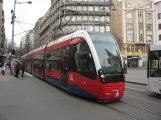 Beograd Straßenbahnlinie 7 mit Niederflurgelenkwagen 1519 am RK Beograđanka (2016)