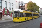 Berlin Schnelllinie M13 mit Niederflurgelenkwagen 1031 am Holteistr. (2012)