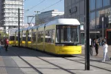 Berlin Schnelllinie M4 mit Niederflurgelenkwagen 8023 auf Alexanderplatz (2012)