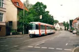 Bielefeld Straßenbahnlinie 2 mit Gelenkwagen 526 auf August-Bebel Straße (2002)