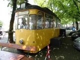 Bielefeld Triebwagen hinter Siegfriedplatz (2024)