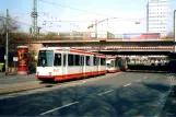 Bochum Straßenbahnlinie 306 mit Gelenkwagen 325 am Hauptbahnhof Buddenberg platz (2004)