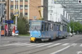 Bratislava Straßenbahnlinie 5 mit Triebwagen 7937 auf Radlinského (2008)