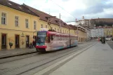 Bratislava Straßenbahnlinie 9 mit Gelenkwagen 7126 auf Kapucínska (2014)