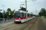 Braunschweig Straßenbahnlinie 1 mit Gelenkwagen 8159 am Schmalbachstraße (2010)