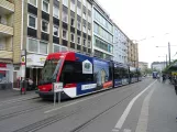 Braunschweig Straßenbahnlinie 1 mit Niederflurgelenkwagen 1464 am Rathaus (2018)