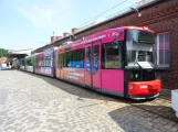 Bremen Niederflurgelenkwagen 3040 vor dem Depot Sebaldsbrück (2021)