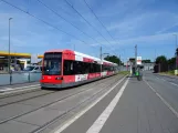 Bremen Straßenbahnlinie 1 mit Niederflurgelenkwagen 3127 am Teneverstraße (2017)