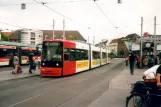 Bremen Straßenbahnlinie 10 mit Niederflurgelenkwagen 3008 am Hauptbahnhof (2007)