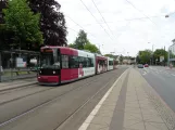 Bremen Straßenbahnlinie 4 mit Niederflurgelenkwagen 3039 am Kirchbachstraße (2017)