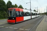 Bremen Straßenbahnlinie 4 mit Niederflurgelenkwagen 3060 am Borgfeld (2009)