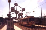 Brüssel Straßenbahnlinie 18 mit Gelenkwagen 7789 am Heizel/Heysel (1990)
