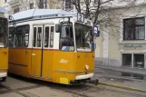 Budapest Straßenbahnlinie 2 mit Gelenkwagen 1370 am Jászai Mari tér (2013)