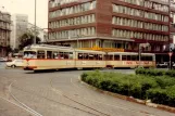 Düsseldorf Straßenbahnlinie 705 mit Gelenkwagen 2412 auf Konrad-Adenauer-Platz (Hauptbahnhof) (1981)