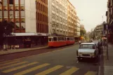 Genf Straßenbahnlinie 12 mit Triebwagen 701 auf Rue du Stand (1982)
