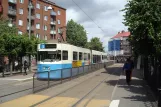 Göteborg Straßenbahnlinie 3 mit Gelenkwagen 310 "Poseidon" am Svingeln (2012)