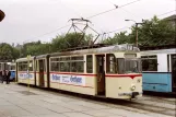 Gotha Straßenbahnlinie 2 mit Gelenkwagen 212 am Hauptbahnhof (1992)