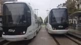 Grenoble Straßenbahnlinie E mit Niederflurgelenkwagen 2035 am Alsace-Lorraine (2018)