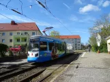 Halberstadt Straßenbahnlinie 2 mit Niederflurgelenkwagen 2 am Herbingstraße (2017)
