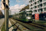 Hannover Straßenbahnlinie 1 mit Gelenkwagen 2528nah Vier Grenzen (2004)