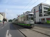 Hannover Straßenbahnlinie 10 mit Gelenkwagen 2592 am Humboldtstraße (2018)