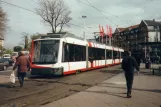 Heidelberg Regionallinie 5 mit Niederflurgelenkwagen 119 am Bismarckplatz (1998)