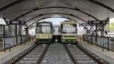 Hiroshima Straßenbahnlinie 2 mit Gelenkwagen 3705 am Hiroden-Miyajimaguchi (2023)