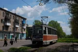 Horliwka Straßenbahnlinie 8 mit Triebwagen 378 am Prazka Ulitsa (Praz'ka St) (2011)