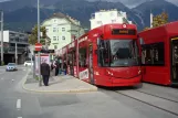 Innsbruck Straßenbahnlinie 3 mit Niederflurgelenkwagen 308 am Sillpark (2012)