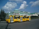 Jekaterinburg Straßenbahnlinie 26 mit Triebwagen 734 auf prospekt Lenina (2009)
