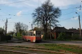 Jenakijewe Straßenbahnlinie 4 mit Triebwagen 046 in der Kreuzung Tiunova Ulitsa/Lermontova Ulitsa (2011)