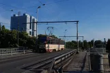 Kaliningrad Straßenbahnlinie 5 mit Gelenkwagen 436 auf Wooden (2012)