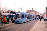 Kassel Straßenbahnlinie 5 mit Niederflurgelenkwagen 454 am Auestadion (1998)