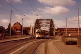 Kiel Straßenbahnlinie 4 mit Gelenkwagen 264 auf Gablenzbrücke (1981)