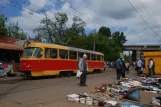 Kiew Zusätzliche Linie 11K mit Triebwagen 5854 am Vulytsya Sklyarenko von der Seite gesehen (2011)